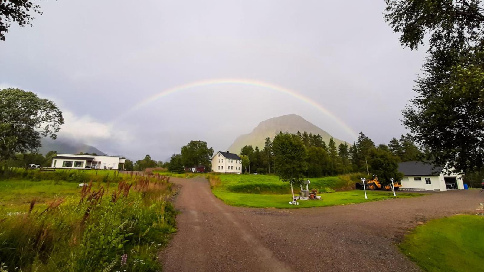 Happy Camper Living Hotell Sortland Exteriör bild