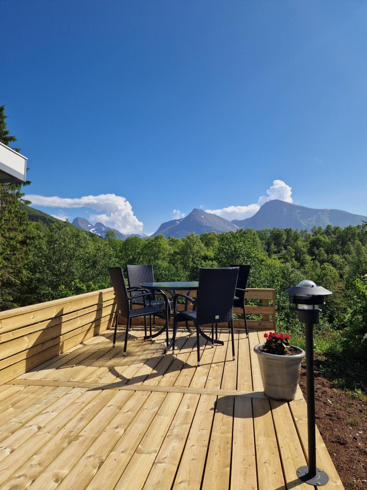 Happy Camper Living Hotell Sortland Exteriör bild